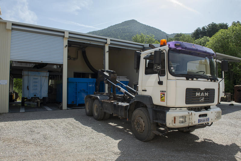 Visite guidée d’une distillerie d’huile essentielle dans la Drôme