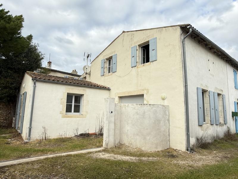 Maison - 91 m² - 4 pièces