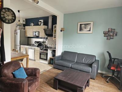 Maison de ville - 75 m² - 5 pièces