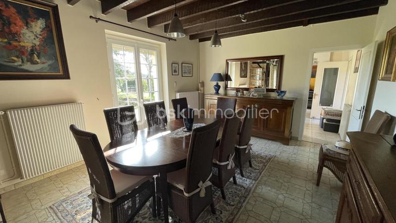 Propriété - 219 m² - 7 pièces