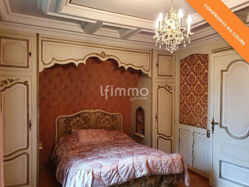 Maison - 137 m² - 5 pièces