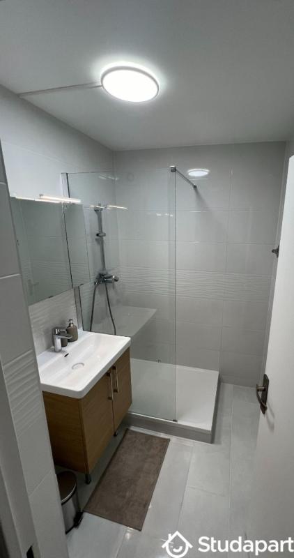 Chambre - 9 m² - 1 pièce