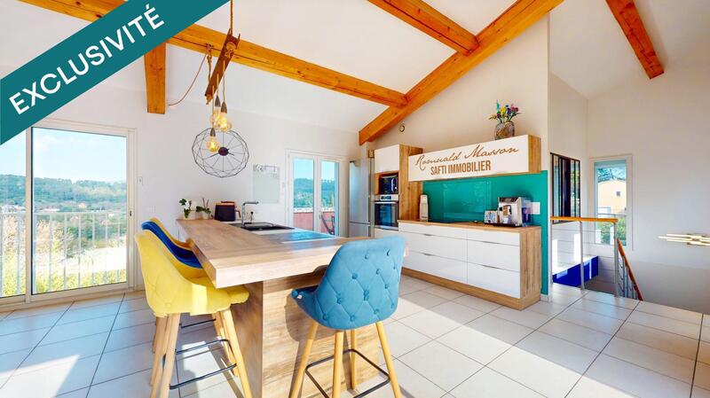 Maison - 165 m² - 6 pièces