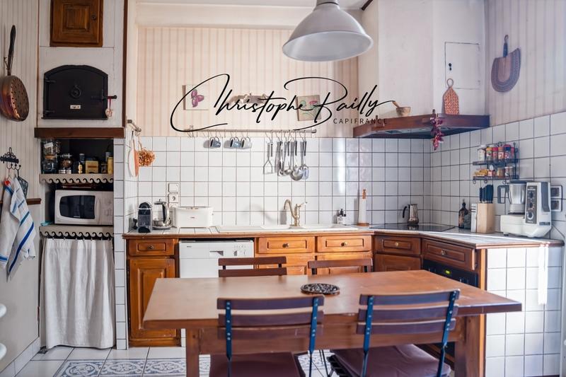 Maison traditionnelle - 153 m² - 6 pièces