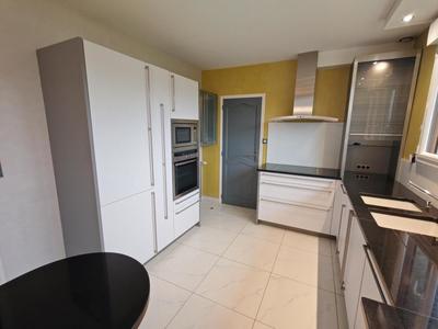 Maison - 152 m² - 5 pièces