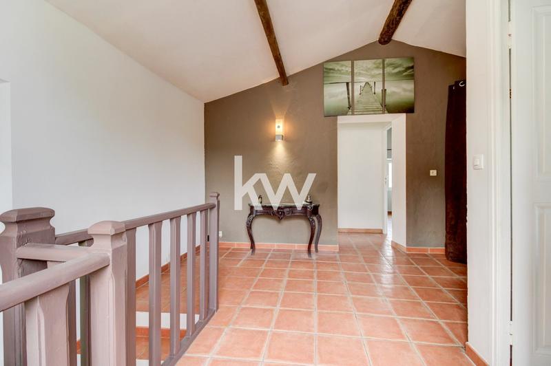 Maison - 167 m² - 5 pièces