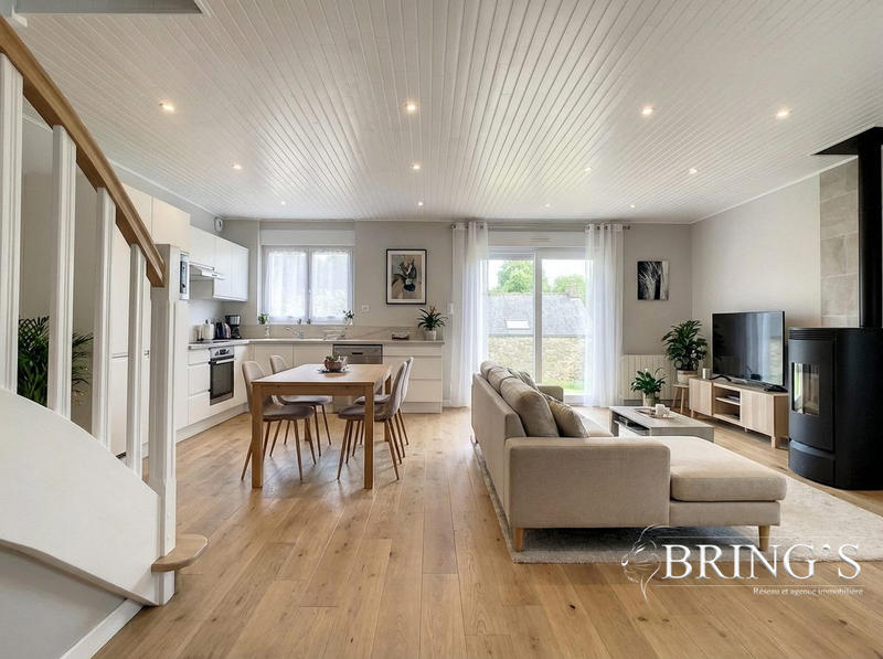 Maison - 87 m² - 4 pièces