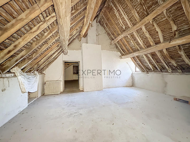 Propriété - 145 m² - 8 pièces