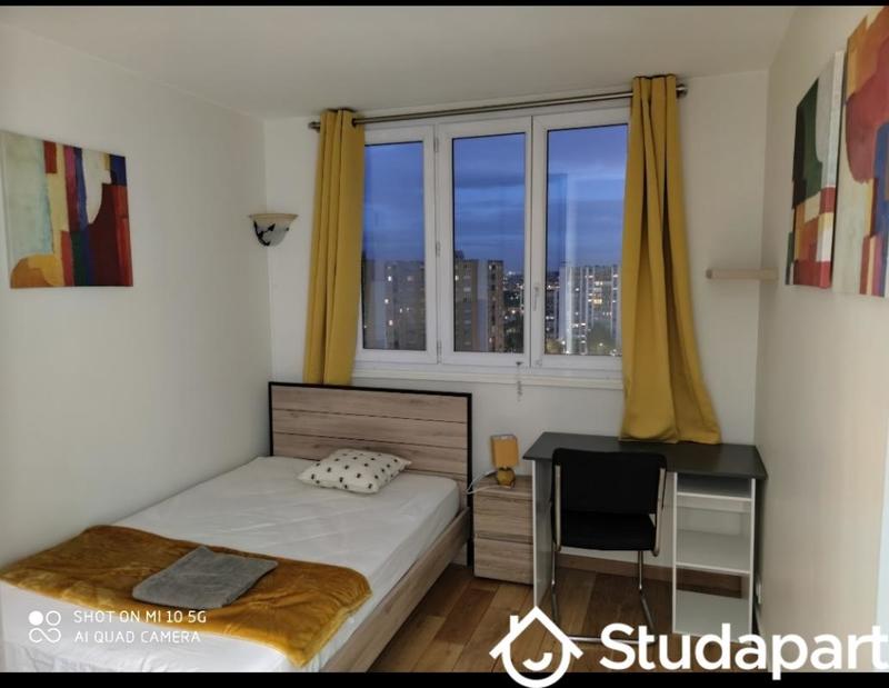 Chambre - 10 m² - 1 pièce