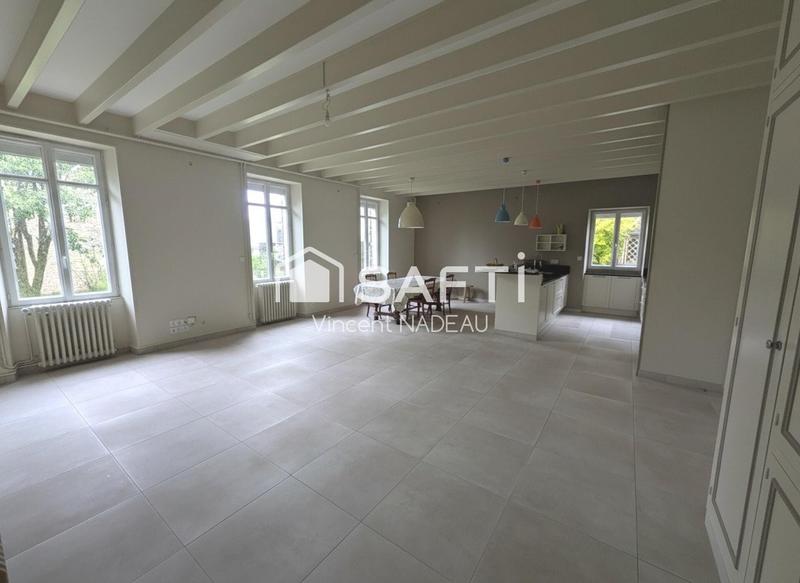 Maison - 242 m² - 7 pièces