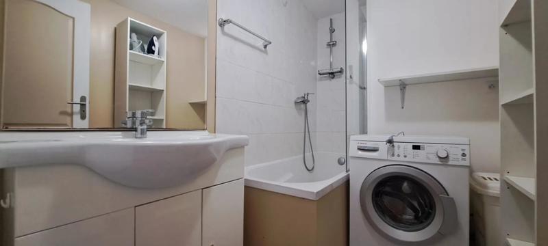 Propriété - 148 m² - 6 pièces