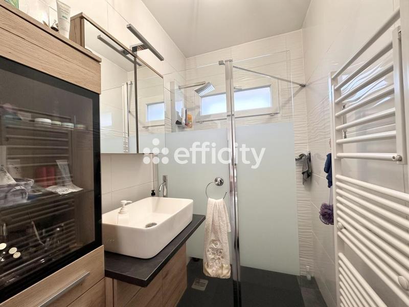 Maison - 135 m² - 7 pièces