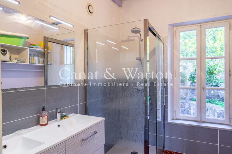 Villa - 150 m² - 8 pièces