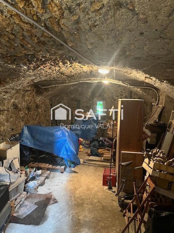 Appartement - 126 m² - 6 pièces