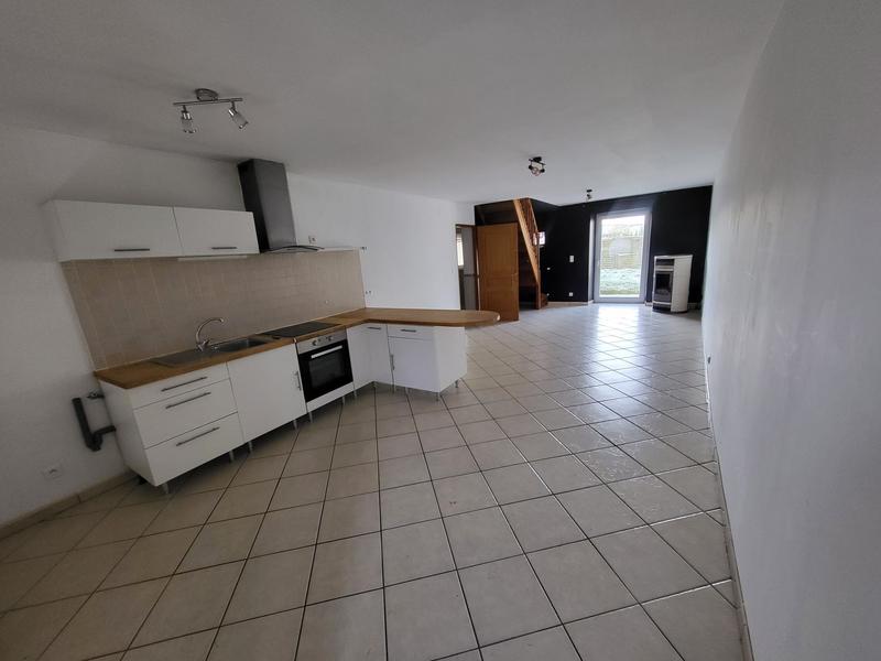 Maison - 200 m² - 9 pièces
