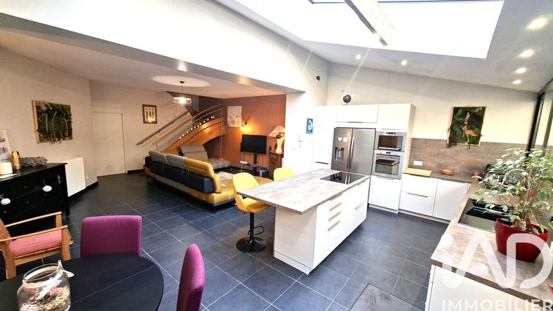 Maison de maîtres - 200 m² - 6 pièces