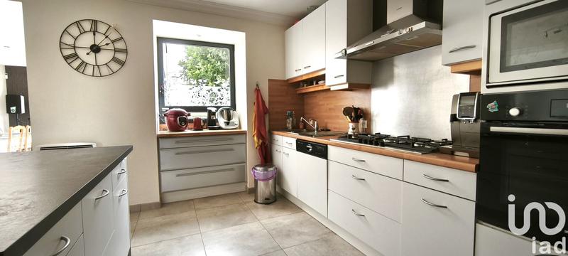 Maison - 150 m² - 7 pièces