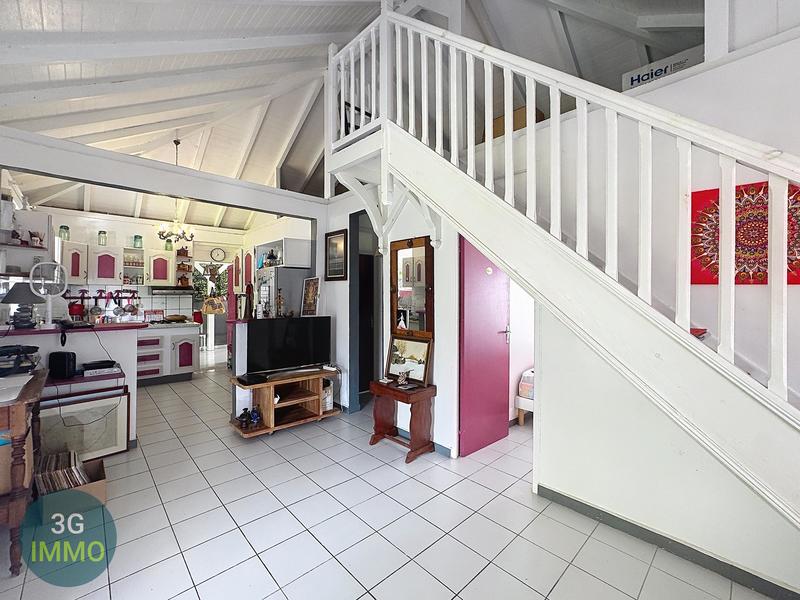 Maison - 92 m² - 4 pièces