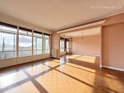 Appartement - 170 m² - 5 pièces