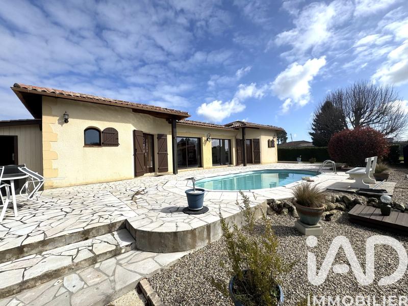 Maison - 176 m² - 7 pièces