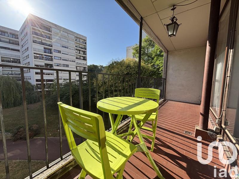 Appartement - 90 m² - 4 pièces