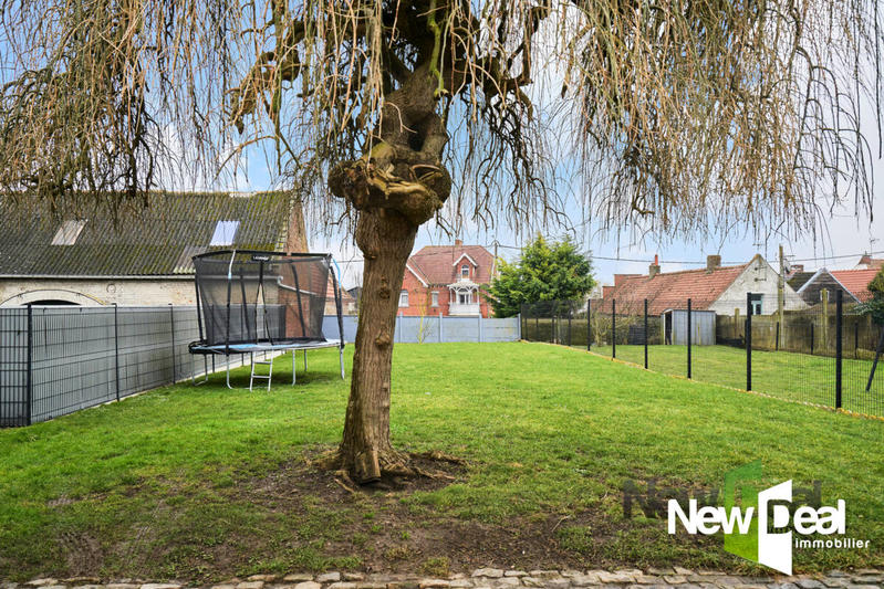 Maison - 200 m² - 6 pièces