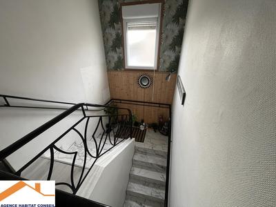 Maison - 200 m² - 9 pièces