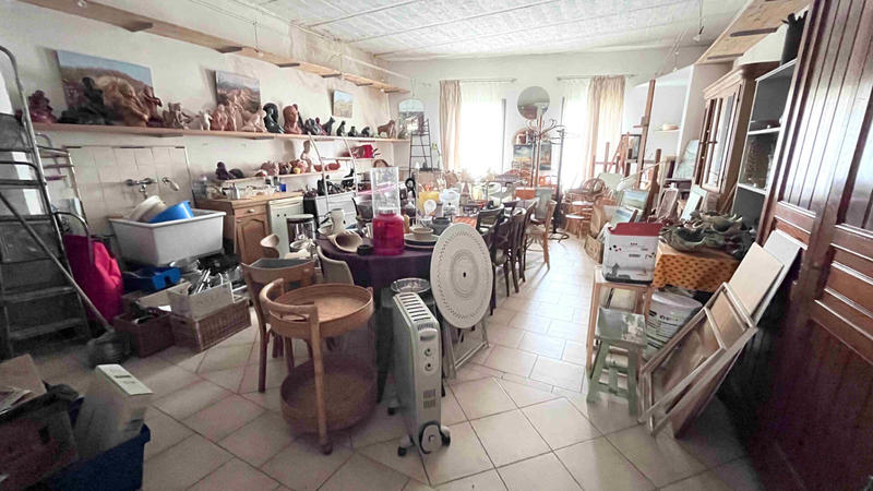 Maison - 240 m² - 9 pièces