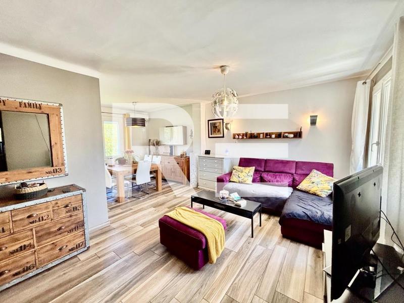 Maison - 103 m² - 5 pièces