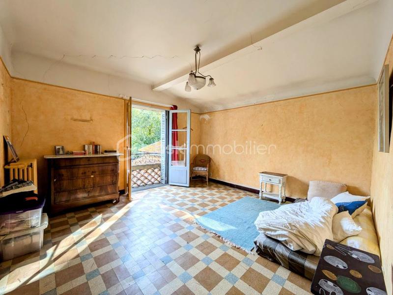 Maison de village - 182 m² - 8 pièces