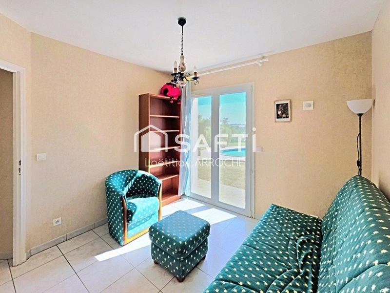 Maison - 102 m² - 4 pièces