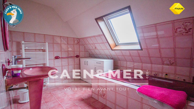 Propriété - 250 m² - 9 pièces