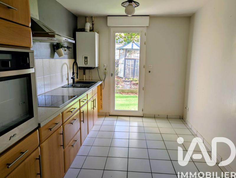 Maison - 96 m² - 5 pièces