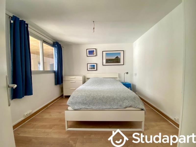 Chambre - 13 m² - 1 pièce