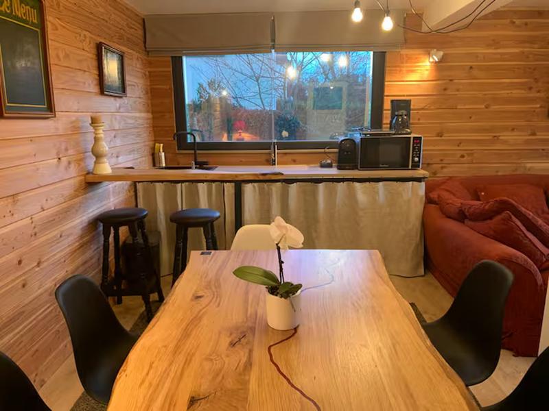 Maison - 250 m² - 10 pièces