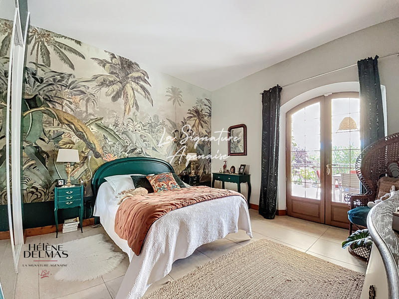 Maison - 520 m² - 8 pièces