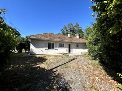 Maison - 120 m² - 5 pièces