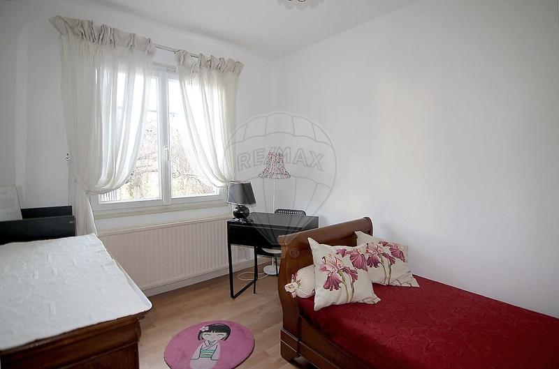 Maison - 137 m² - 6 pièces