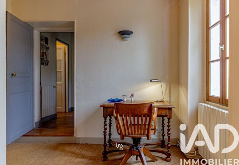 Maison - 210 m² - 7 pièces