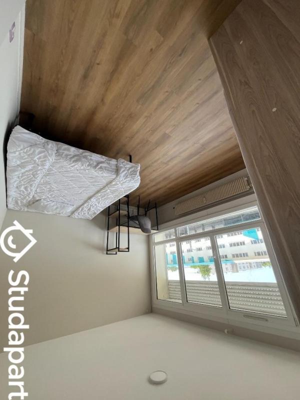 Chambre - 12 m² - 1 pièce