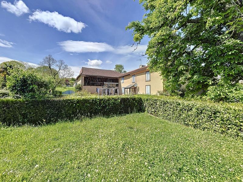 Maison - 160 m² - 8 pièces