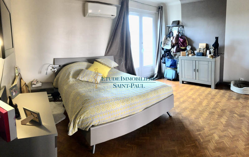 Villa - 288 m² - 8 pièces