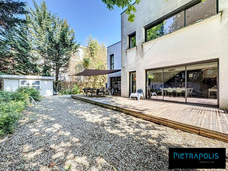 Maison contemporaine - 140 m² - 7 pièces