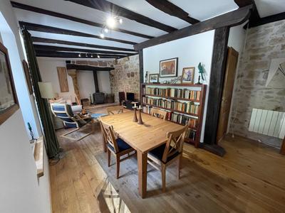 Maison - 92 m² - 4 pièces