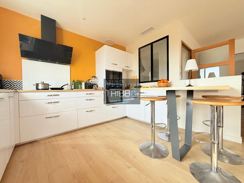 Appartement - 107 m² - 3 pièces