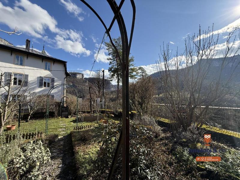 Maison ancienne - 144 m² - 7 pièces