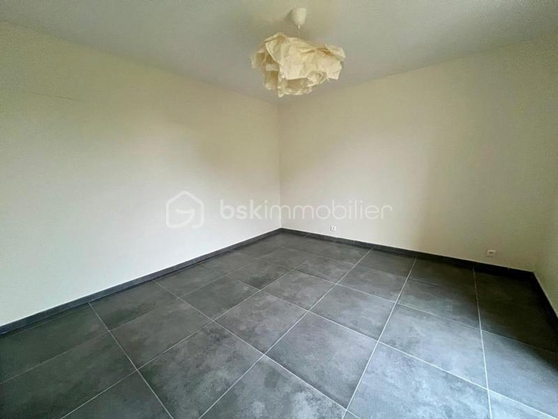 Maison en pierre - 140 m² - 6 pièces