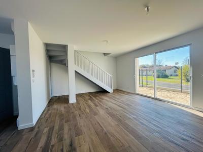 Maison - 81 m² - 4 pièces