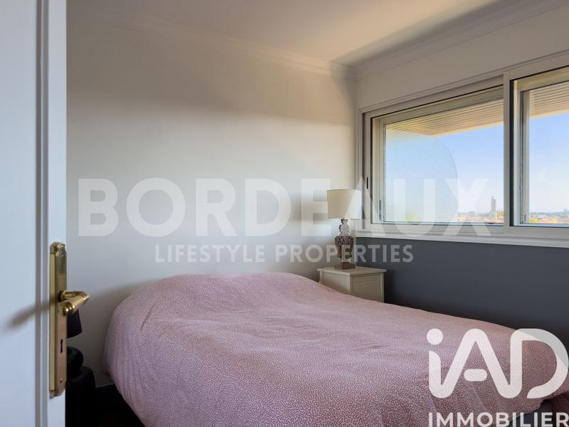 Appartement - 92 m² - 4 pièces