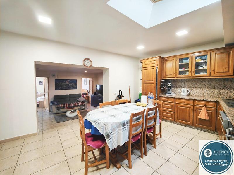 Maison - 122 m² - 6 pièces